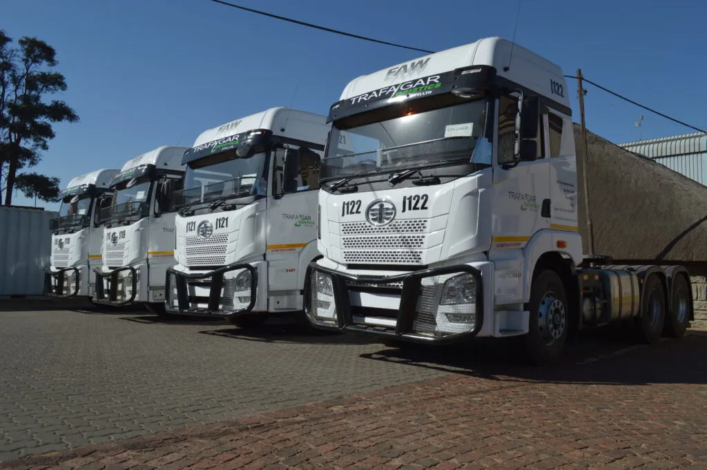 Trafalgar Logistics flat deck super link trailer